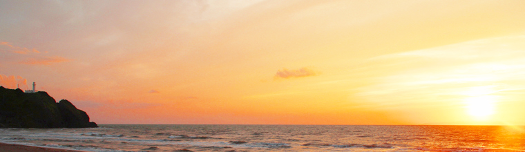 日本海角田浜の夕日